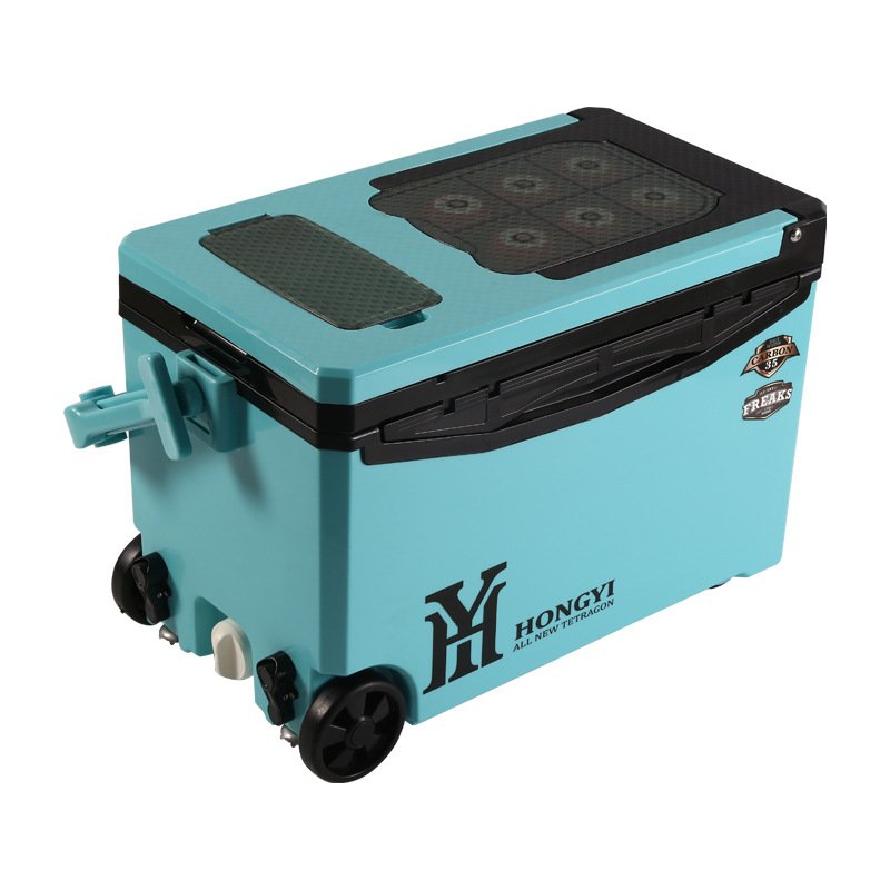 It's full of multi-purpose fishing tanks, 35-litre belts on the back, and an outdoor large, super light-fisher